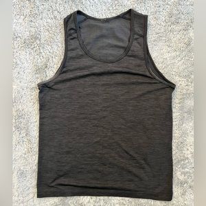 Mens Lululemon black metal vent tank top
